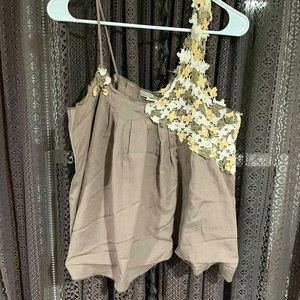 Women’s Brown Tan Cream Floral Asymmetrical Tank Top Large